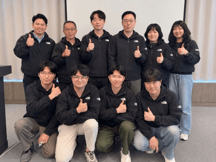 에스이노베이션스 임직원 단체 사진